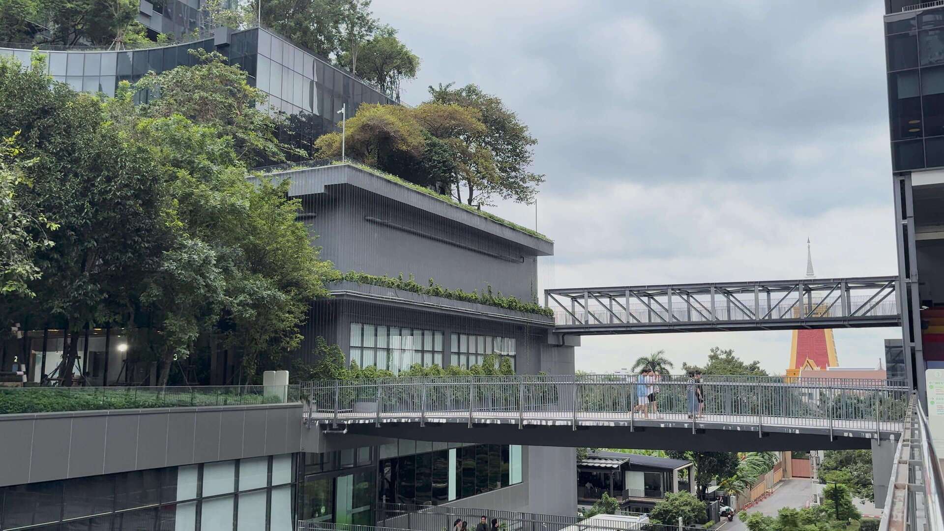 Sky Garden True Digital Park